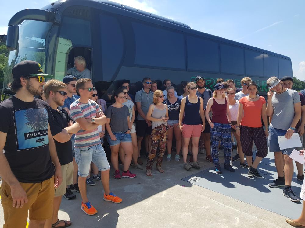 Semináře a exkurzí se zúčastnili studenti a pedagogové Stuttgartské univerzity