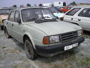 c_112_skoda_120_int_jpg