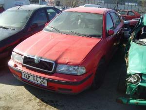 c_115_skoda_octavia_akm_84_29_cez_jpg
