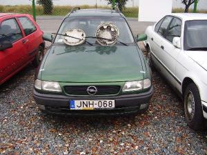 c_140_opel_astra_jnh068_zet_jpg