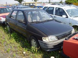 c_197_ford_escort_1h0_6949_cr_jpg