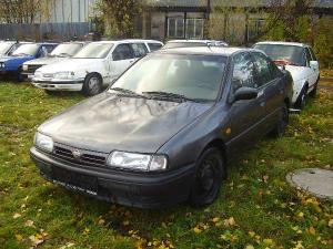 c_259_nissan_primera_cerna_jpg