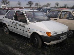 c_45_ford_fiesta_bila_jpg