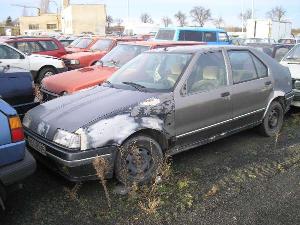 c_46_renault_19_seda_jpg