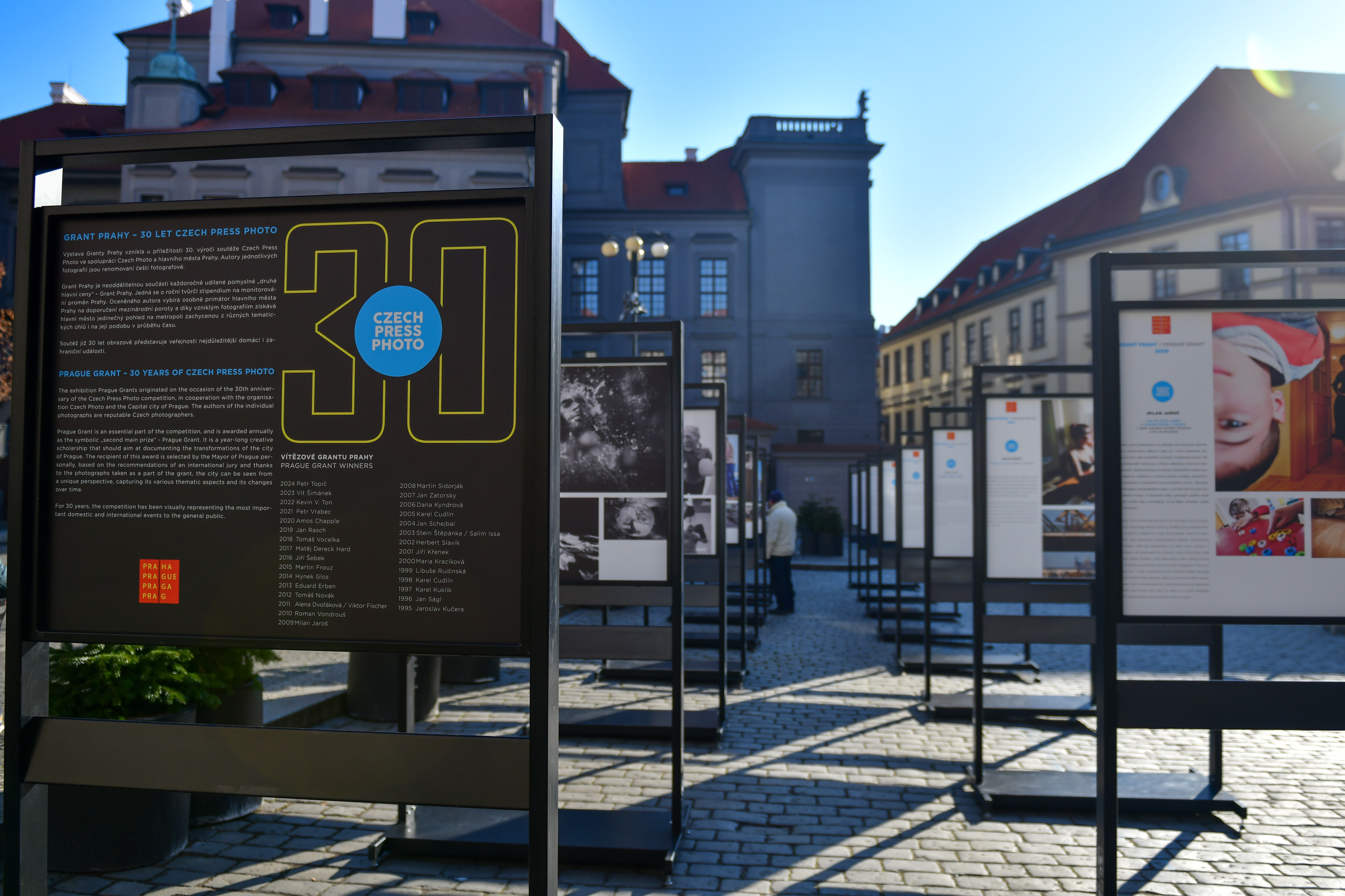 Vernisáž výstavy Grant Prahy – 30 let Czech Press Photo