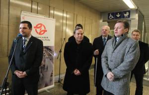 934808_2011-02-11 - Stanice metra Háje má od dnešního dne bezbariérový přístup