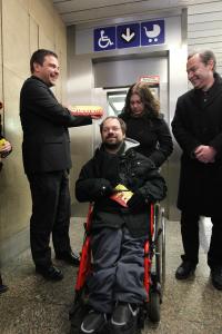 934841_2011-02-11 - Stanice metra Háje má od dnešního dne bezbariérový přístup
