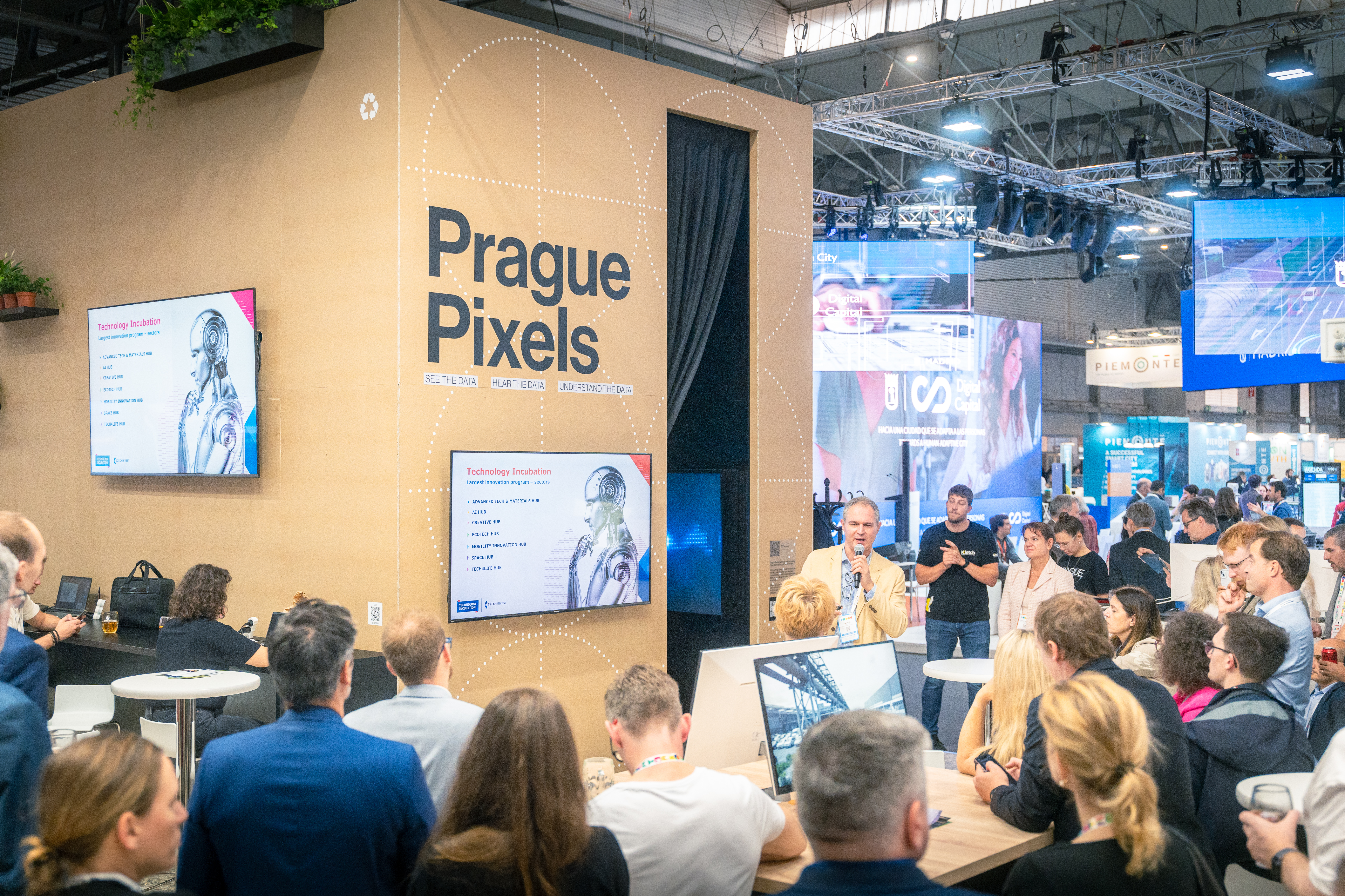 Praha na veletrhu Smart City Expo World Congress v Barceloně